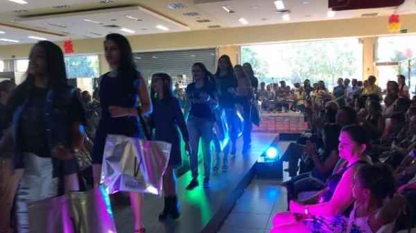 Lançamento da coleção verão 2018 Paraíba Fashion Day é realizado em Floriano.(Imagem:FlorianoNews)