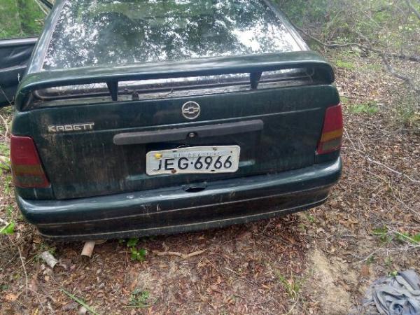 Força Tática localiza automóvel em estado de abandono na zona rural de Floriano.(Imagem:Força Tática)