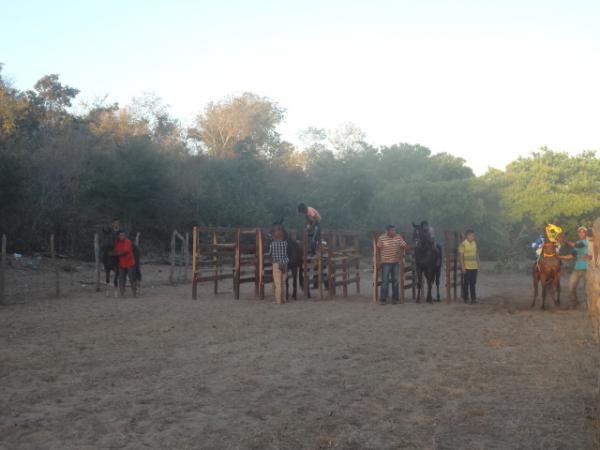 Festa dos vaqueiros é comemorada com corrida de cavalos em Nazaré.(Imagem:FlorianoNews)