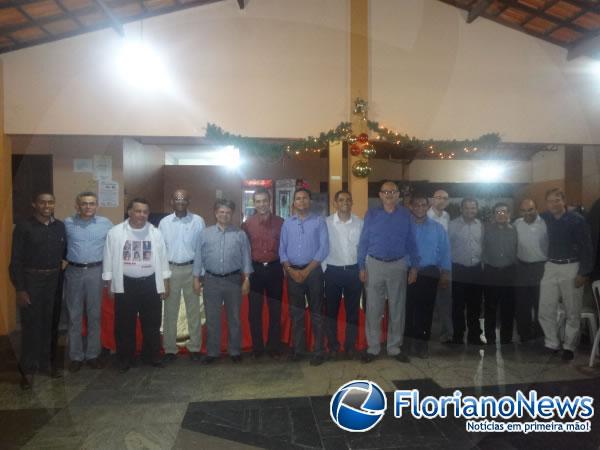 Confraternização reuniu membros da Associação de Pastores Evangélicos de Floriano.(Imagem:FlorianoNews)