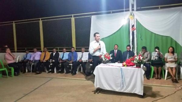 Prefeito de Floriano participa de evento evangélico na Localidade Amolar.(Imagem:Waldemir Miranda)