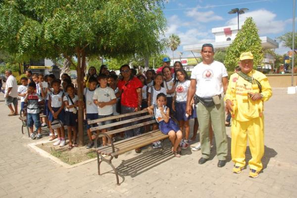 Prefeitura e SUTRAN fazem abertura da Semana Nacional do Trânsito em Floriano.(Imagem:Waldemir Miranda)