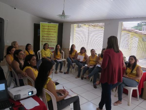 Centro Educacional Peniel realiza formação de professores para tratar da BNCC.(Imagem:Centro Educacional Peniel)