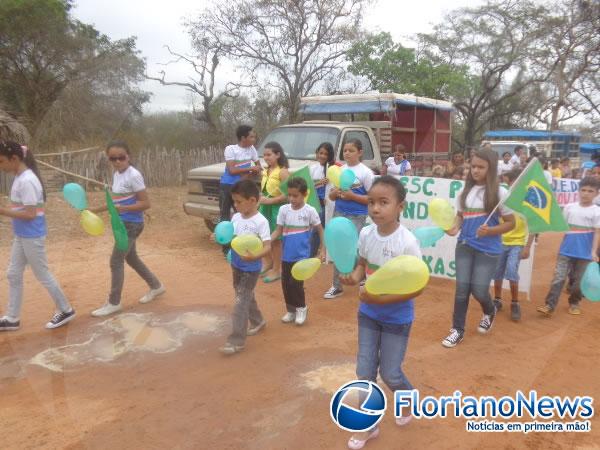 Realizada 1ª Parada Cívica das escolas do campo de Barão de Grajaú.(Imagem:FlorianoNews)