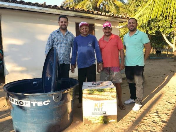 Famílias da localidade Cágados são contempladas com entrega de kits de irrigação.(Imagem:ASCOM)