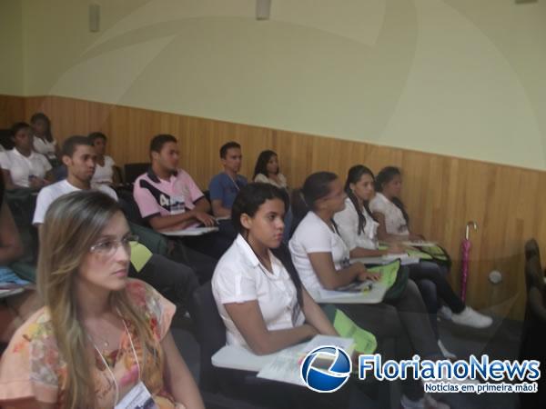 Floriano sedia II Jornada das Entidades Médicas do Piauí.(Imagem:FlorianoNews)