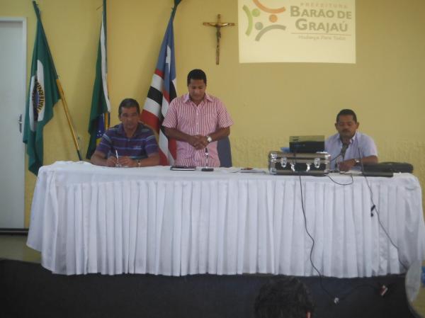 Gleydson Resende realizou primeira reunião com secretariado.(Imagem:FlorianoNews)