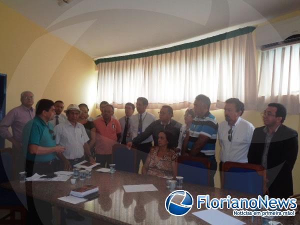 Sinconflor e vereadores se reúnem com gerentes de bancos de Floriano.(Imagem:FlorianoNews)