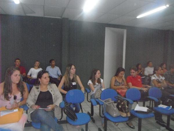 CAPS promoveu reunião com rede de atenção psicossocial de Floriano.(Imagem:FlorianoNews)