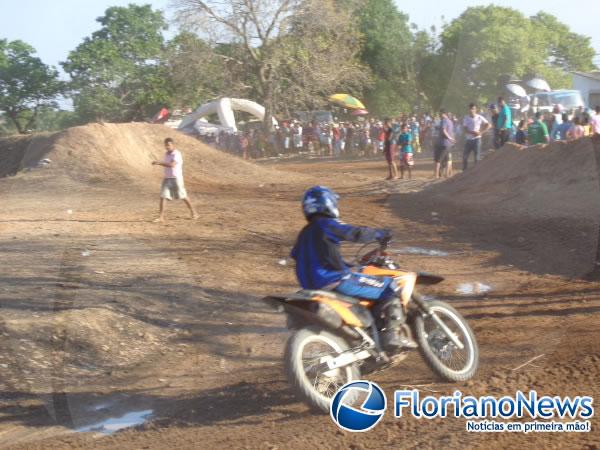 Amantes da velocidade participaram de prova de Motocross em Guadalupe.(Imagem:FlorianoNews)