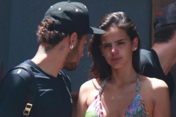 Bruna Marquezine ganha folga de novela para cuidar de Neymar.(Imagem:Instagram)