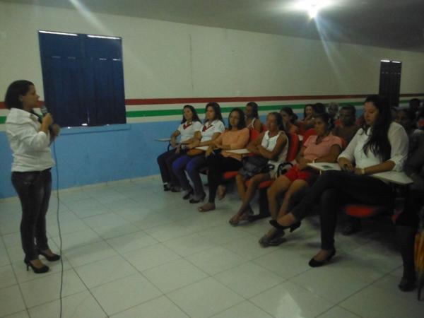 Reunião com pais articula reinício de programas da Assistência Social em Barão de Grajaú.(Imagem:FlorianoNews)