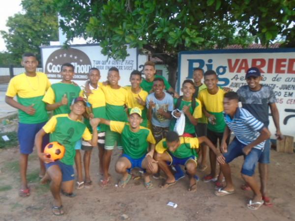 Rede Nova vence Pau Ferrado no Campeonato Sub 15 de Floriano.(Imagem:FlorianoNews)