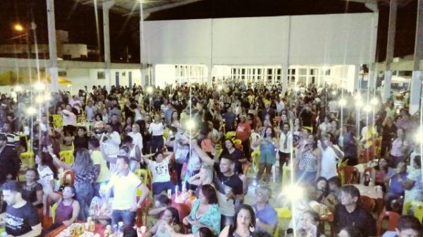 Show de Zezo em Floriano(Imagem:FlorianoNews)