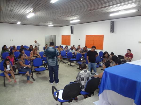 Realizada reunião com os beneficiários do PSH Taboca.(Imagem:FlorianoNews)