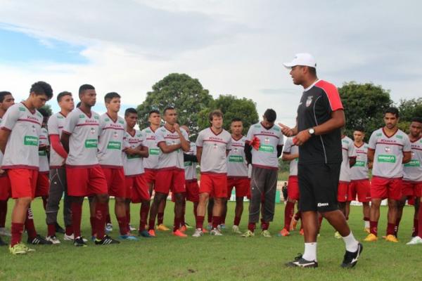 Treino do River-PI, na tarde desta quarta CT Afrânio Nunes. Fabinho e Kássio são baixas na decisão.(Imagem:Érica Paz)