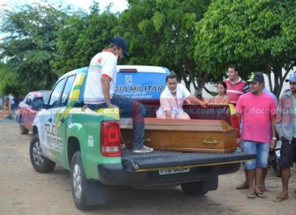 Idoso queima corpo do filho morto por não ter dinheiro para caixão(Imagem:Cidadeverde.com)