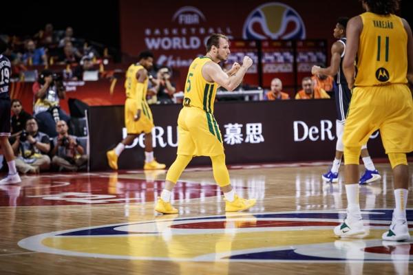 Rafa Luz fez um partidaço, mas cometeu erro no fim que quase custou a vitória.(Imagem:Divulgação/FIBA)