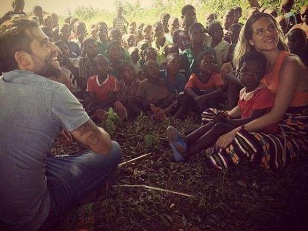  Bruno Gagliasso e Giovanna Ewbank adotam uma criança na África.(Imagem:MSN)