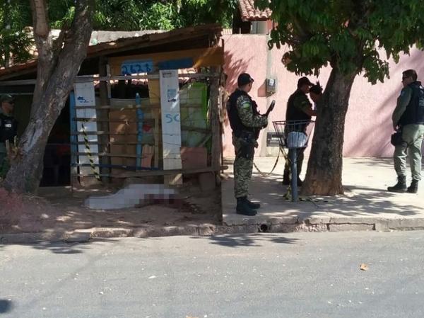 Familiar abalado com a morte de uma tia e um sobrinho na Zona Norte de Teresina.(Imagem:Ellyo Teixeira/G1)