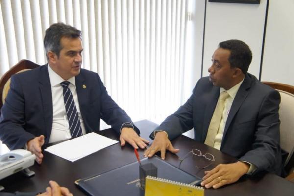 Joel Rodrigues busca recursos em Brasília(Imagem:Secom)