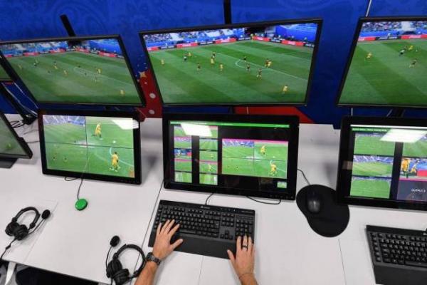 VAR quebra resistência das principais ligas e domina a elite europeia.(Imagem:Divulgação)