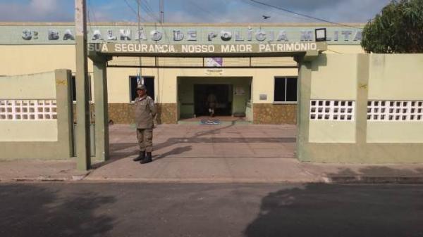 Estabelecimento comercial é alvo de assaltantes em Floriano.(Imagem:FlorianoNews)