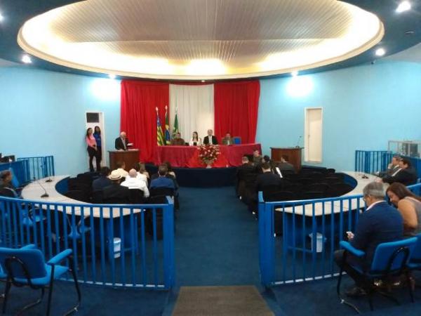Câmara de Floriano realiza sessão solene em comemoração ao Dia do Advogado.(Imagem:FlorianoNews)