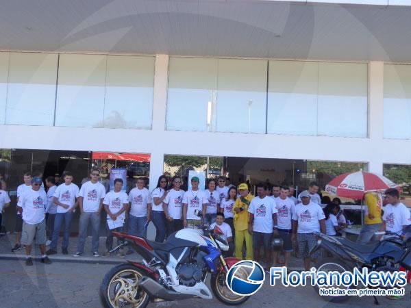 Carreata comemora o Dia do Motociclista em Floriano.(Imagem:FlorianoNews)