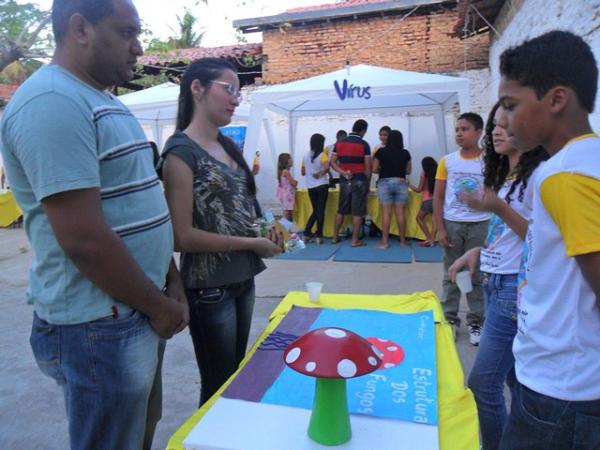 Realizada 2ª Feira de Ciências da Escola Mega de Floriano.(Imagem:FlorianoNews)