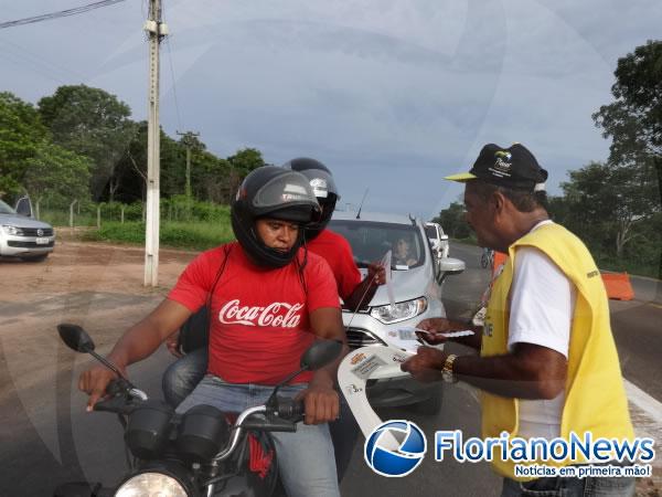 Detran-PI realiza campanha de prevenção de acidentes no Carnaval de Floriano.(Imagem:FlorianoNews)