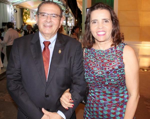 Valdeci Cavalcante e sua esposa Rosângela Cavalcante(Imagem:Divulgação)
