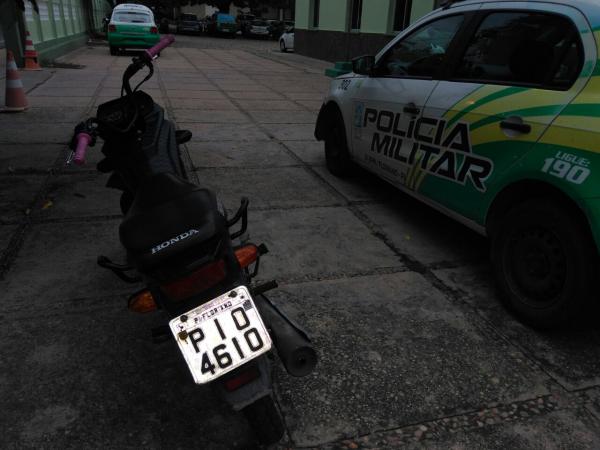 Moto roubada(Imagem:Divulgação/PM)