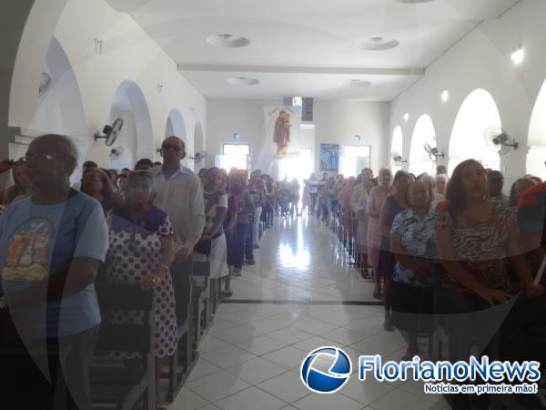 Procissão e missa marcam encerramento dos Festejos de Santo Antônio.(Imagem:FlorianoNews)