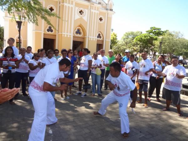 APAE iniciou Semana Nacional do Excepcional em Floriano.(Imagem:FlorianoNews)