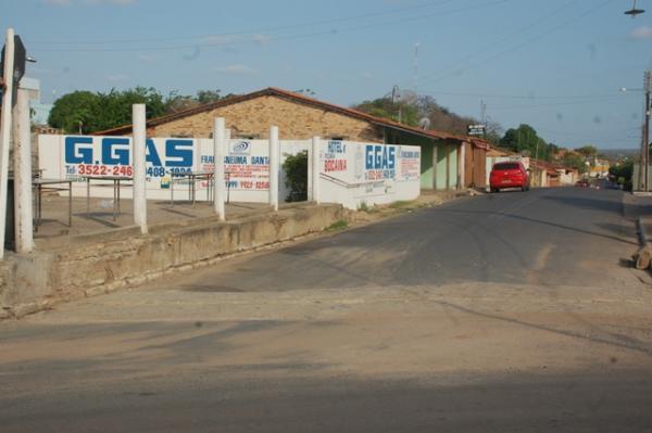 Secretaria de Infraestrutura continua a recuperação das valas.(Imagem:Waldemir Miranda)