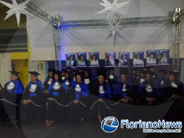 Colação de Grau e Baile de Formatura da turma de Pedagogia do ISESJT(Imagem:FlorianoNews)