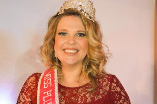 Daniele Ramalho, a Miss Plus Size Carioca 2014.(Imagem:Rachel Assimos/Divulgação)