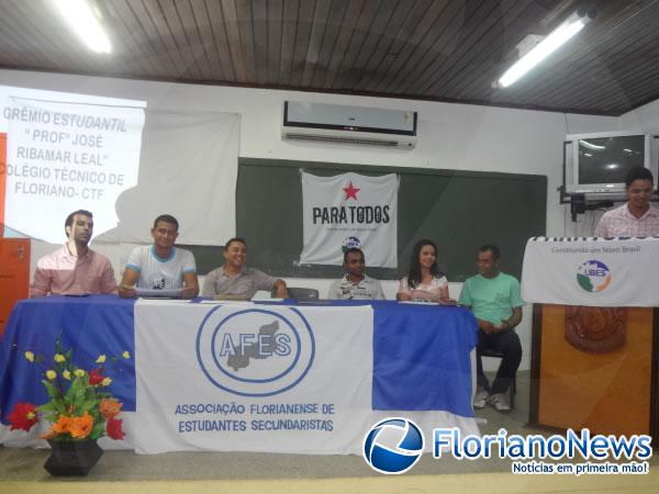 AFES realizou cerimônia de posse dos Grêmios Estudantis de Floriano.(Imagem:FlorianoNews)