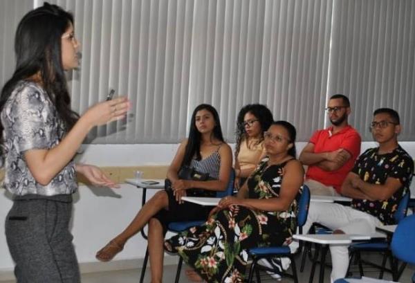 Acadêmicos do curso de Farmácia da FAESF participam de prática interdisciplinar.(Imagem:FAESF )