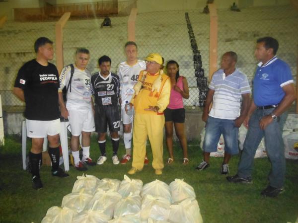 Realizado Jogos Solidários no estádio Tiberão.(Imagem:FlorianoNews)