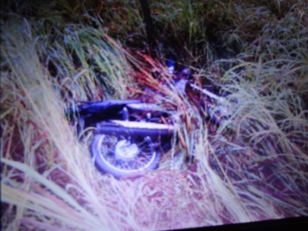 Encontrada moto abandonada próximo à Barão de Grajaú.(Imagem:FlorianoNews)