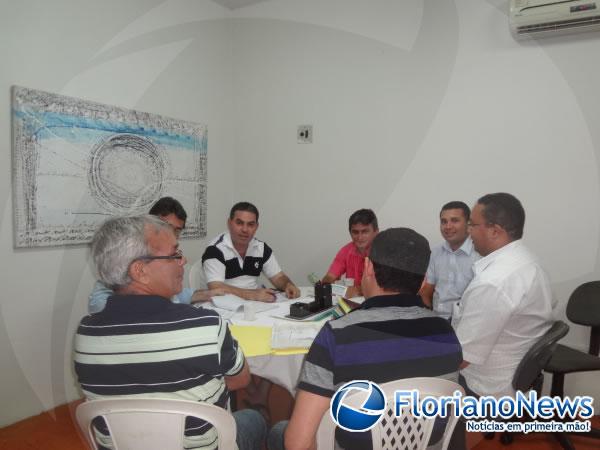 Comissão Organizadora do Carnaval realizou reunião de trabalho.(Imagem:FlorianoNews)