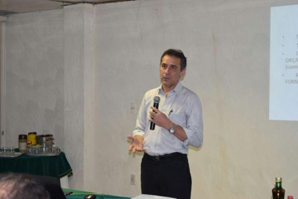 Prefeito Gilberto Júnior(Imagem:Waldemir Miranda)