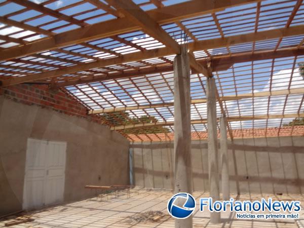 APAE de Floriano trabalha para concluir obras da sala de fisioterapia.(Imagem:FlorianoNews)