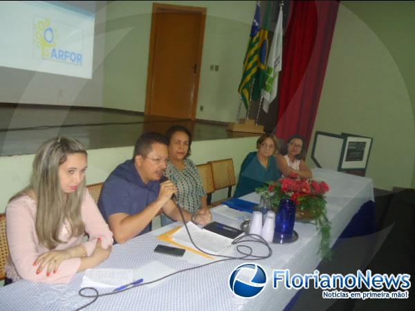 PARFOR/UESPI realiza I Seminário Regional de Formação de Professores e Práticas Pedagógicas.(Imagem:FlorianoNews)