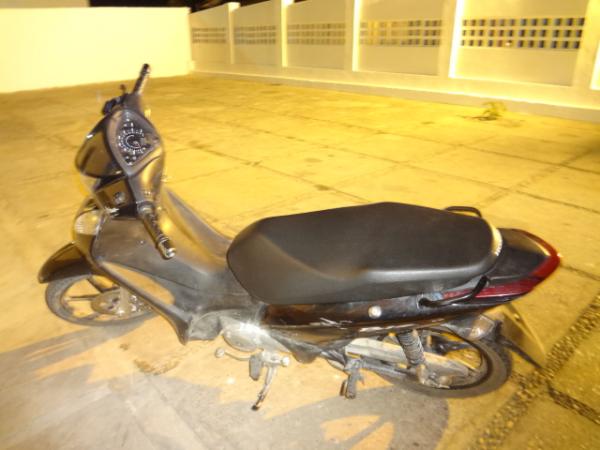 PM recupera motos roubadas e prende assaltantes em Floriano.(Imagem:FlorianoNews)