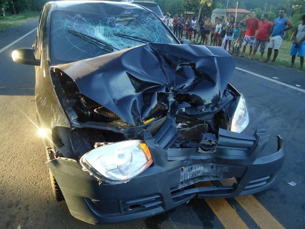 Colisão frontal entre carro e moto deixa vítima fatal na BR-316.(Imagem:FlorianoNews)
