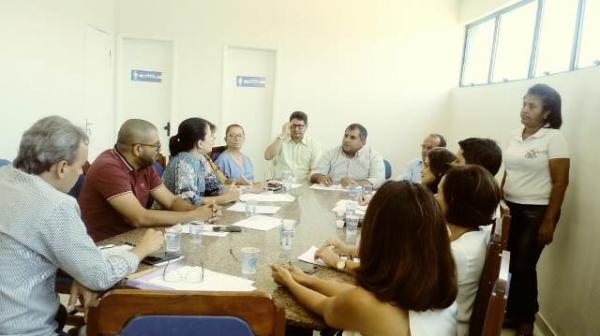 Comissão de Saúde da Câmara se reúne com cirurgiões dentistas de Floriano. (Imagem:FlorianoNews)