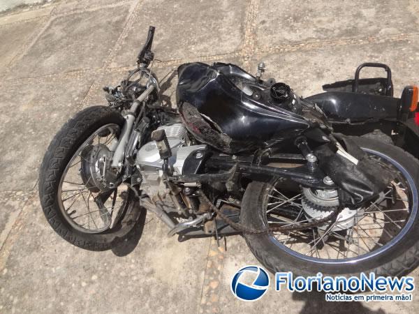 Grave acidente entre moto e carro deixa vítima fatal na PI-140.(Imagem:FlorianoNews)